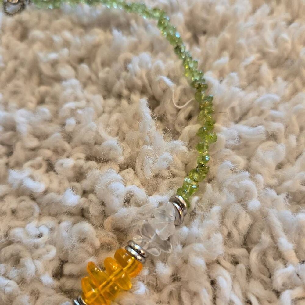 Rhinestone & Chip Stone Flower Necklace Green Yellow Silver - Picture 7 of 7